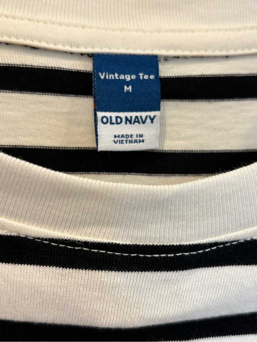 Old Navy Women’s Black & White Striped Long Sleeve Cotton Tee | Medium | NWT - Picture 3 of 11